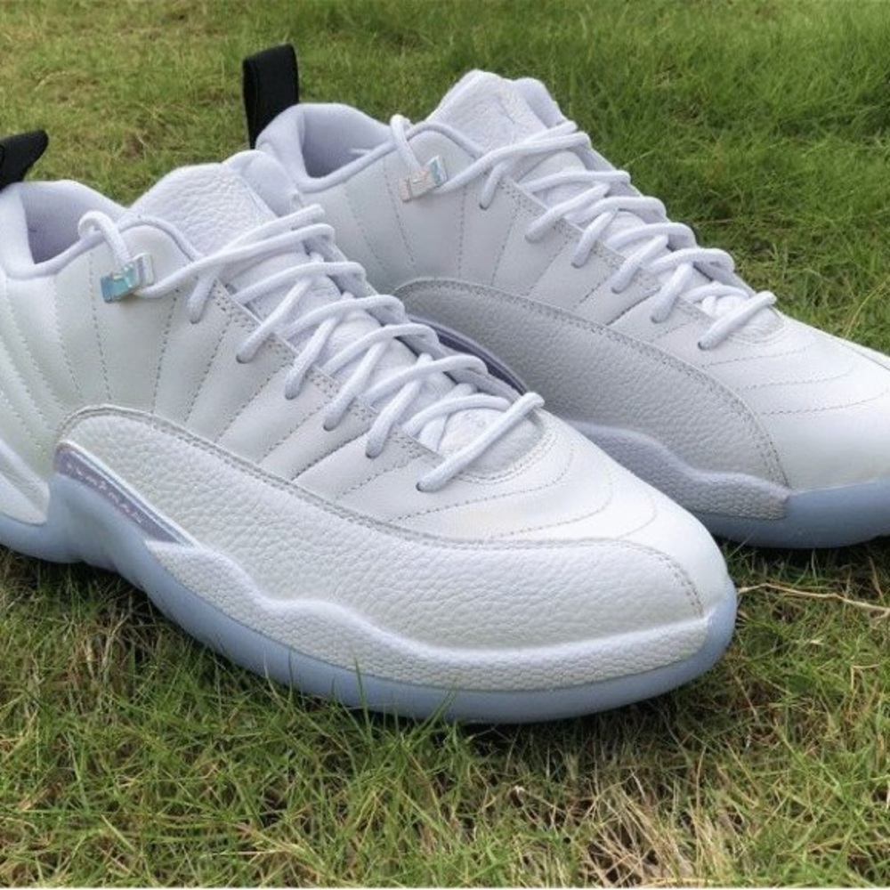 NWOB!!  Nike Air Jordan 12 Low Retro Easter